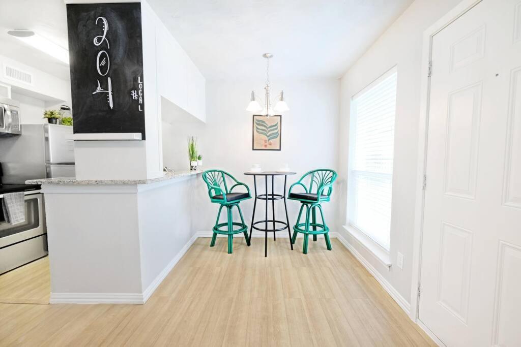 Apartamento Dwell By Design & Arboretum Tickets Included